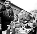 Reiseeindrücke eines deutschen Kriegsberichterstatters auf dem Markt in Kiew. (1942) <i>Foto: Prof. Wolfgang Reisewitz</i>