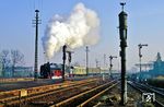 Einfahrt des "Interzonenzuges" mit 01 137 aus Erfurt in den Bahnhof Gotha. (27.11.1990) <i>Foto: Wolfgang Bügel</i>