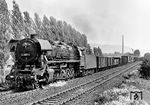 44 0851 (Bw Saalfeld/Saale) fährt mit einem Güterzug durch Jena-Zwätzen. (08.1975) <i>Foto: Martin Heller</i>