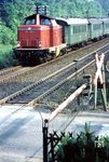 212 236 vom Bw Münster/Westf mit N 2212 (Rheine - Münster/Westf) am Bü Holtmannsweg in Münster-Nevinghoff. (29.05.1970) <i>Foto: Bernd Kappel</i>