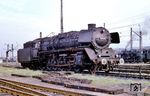 Die meist bei Meßfahrten des BZA Minden als Bremslok eingesetzte 45 016 zu Gast im Bw Kornwestheim. (11.1961) <i>Foto: Wolfgang Jahn</i>