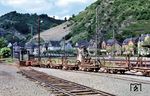 V 18 im Bahnhof der Nassauischen Kleinbahn in Braubach. Direkt dahinter liegt der Staatsbahnhof an der Rechten Rheinstrecke. (22.05.1972) <i>Foto: Wolfgang Jahn</i>