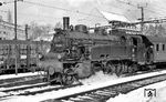 75 492 rangiert im Bahnhof Schaffhausen den Leerwagenpark des P 2123. (03.02.1962) <i>Foto: Karl Wyrsch, Slg. D. Ammann</i>