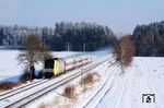 ER 20-004 (223 004) mit ALX 1008 nahe Schwabhausen (b Landsberg/Lech). Der Ort besaß bis 1985 einen Bahnhof. (23.11.2005) <i>Foto: Stefan von Lossow</i>