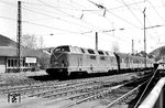 V 200 062 vom Bw Villingen (Schwarzw) fährt mit P 1560 nach Freiburg (Breisgau) in Neustadt (Schwarzw) ein. (04.1965) <i>Foto: Kurt Müller</i>