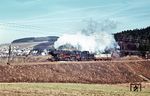 052 404 mit der recht kurzen Üg 67527 nach Rotenhain bei Erbach im Westerwald. (02.1975) <i>Foto: H. Kuhnke</i>