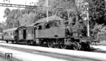 75 297 vor P 4835 nach Konstanz im schweizerischen Bahnhof Kreuzlingen. (06.09.1951) <i>Foto: Karl Wyrsch, Slg. D. Ammann</i>