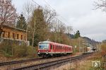 Nach einem Werkstattaufenthalt im Werk Limburg fährt 628 688 als Lt 27512 aus eigener Kraft zurück nach Mühldorf, aufgenommen in Lorsbach. (17.12.2024) <i>Foto: Marvin Christ</i>