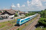 223 067 fährt mit dem "alex" in Nabburg ein. Bis 2010 lautete die offizielle Bezeichnung nach dem ehemaligen Betreiber Arriva-Länderbahn-Express.  (10.06.2008) <i>Foto: Joachim Schmidt</i>