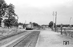 VT 4.44 (MAN, Baujahr 1958) im Kreuzungsbahnhof Friedrichsgabe Waldstraße. (07.08.1969) <i>Foto: Gerd Wolff</i>