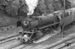 41 177 fährt mit einem Güterzug durch den Bahnhof Löhne (Westf). (22.07.1965) <i>Foto: Wolfgang Jahn</i>