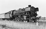 41 247 vom Bw Löhne (Westf) mit P 1141 aus Bielefeld kurz vor Löhne (Westf). (22.07.1965) <i>Foto: Wolfgang Jahn</i>