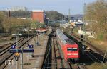 Planmäßig kehrte 101 145 am nächsten Tag mit dem umgeleiteten IC 2155 von Köln nach Gera zurück, aufgenommen in Wuppertal-Unterbarmen. (03.04.2025) <i>Foto: Wolfgang Bügel</i>