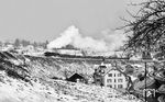50 1922 (Bw Radolfzell) mit einem Nahgüterzug Richtung Waldshut auf der Steigung von Schaffhausen nach Neuhausen Bad Bf.  (03.02.1962) <i>Foto: Karl Wyrsch, Slg. D. Ammann</i>