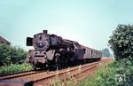 Die Paderborner 01 077 mit dem recht 'rustikalen' Eilzug E 1686 (Paderborn – Dortmund) bei Dortmund-Sölde. (23.07.1966) <i>Foto: Helmut Dahlhaus</i>