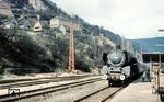 01 082 vom Bw Koblenz-Mosel vor D 172 (Krefeld - Bingerbrück - Kaiserslautern - Karlsruhe - Basel SBB) im Bahnhof Bingerbrück.  (03.1957) <i>Foto: Carl Bellingrodt</i>
