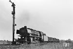 Freie Fahrt für die Hammer 44 1687 mit einem Güterzug auf die Güterbahn in Richtung Bielefeld bei Hamm (Westf). (10.09.1965) <i>Foto: Wolfgang Jahn</i>