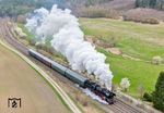 03 2155 auf dem Steigungsabschnitt von Jena West nach Großschwabhausen. (06.04.2025) <i>Foto: Joachim Schmidt</i>