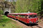 Auf der zweiten Runde des Sonderzuges wurde der kleine Tunnel zwischen Wuppertal-Kemna und -Beyenburg in Szene gesetzt. (21.04.2025) <i>Foto: Zeno Pillmann</i>