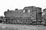 Auch der sonntägliche Besuch im Bw Siershahn war nicht sehr ergiebig. Alle 82er standen arbeitslos herum. Beispielhaft zeigen wir daher nur 082 038. (05.07.1970) <i>Foto: Wolfgang Bügel</i>