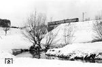 Ein ET 25 auf der Rankbachbrücke kurz vor Malmsheim. (12.1958) <i>Foto: Jürgen Hagemann, Slg. R. Garn</i>