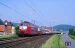 103 168 mit EC 75 "Tiziano" (Hamburg-Altona - Frankfurt/M - Basel SBB - Gotthard - Chiasso - Milano C) in Föhrste bei Alfeld (Leine). (22.05.1990) <i>Foto: Wolfgang Bügel</i>