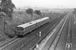 Ein VT 24 als Nt 3253 auf der Fahrt von Warburg (Westf) nach Holzminden bei Warburg. (11.09.1965) <i>Foto: Wolfgang Jahn</i>