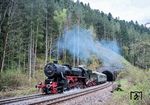 52 7596 am Glasträgertunnel III vor Niederwasser. (20.04.2025) <i>Foto: Christian Franke</i>