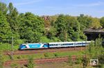 TCS 101 133 mit Ersatzzug DPN 21608 auf dem Weg nach Venlo in Wuppertal-Vohwinkel. (30.04.2025) <i>Foto: Wolfgang Bügel</i>