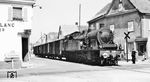 Mit einem Güterzug von Lembach nach Haguenau rollt SNCF 1-232 TC 404 (ex AL 8404, Vulcan, Baujahr 1915) durch das elsässische Wœrth (Wörth an der Sauer). (08.07.1959) <i>Foto: Jacques H. Renaud</i>