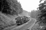 Mit dem P 2828 von Hof nach Neuenmarkt-Wirsberg musste 001 229 auf der Schiefen Ebene bis zum Ziel nur noch gute Bremsen haben. (20.08.1970) <i>Foto: Wolfgang Bügel</i>