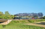 18 478 ("3673") auf dem dreigleisigen Streckenabschnitt zwischen Donauwörth und Nordheim. (01.05.2025) <i>Foto: Atijana Schmidt</i>