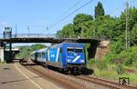 101 033 der Train Charter Services 's-Hertogenbosch (TCS) mit dem Ersatzzug DPN 21605 in Wuppertal-Sonnborn. (06.05.2025) <i>Foto: Wolfgang Bügel</i>