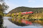 218 425 wird mit RE 4852 (München - Hof) in Kürze Nabburg erreichen. (17.04.2025) <i>Foto: Joachim Bügel</i>