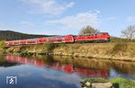 218 425 mit RE 4852 nach Hof an der Naab kurz vor Nabburg. (17.04.2025) <i>Foto: Joachim Bügel</i>