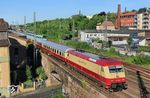 101 001 mit dem "Rheingold"-Sonderzug DLr 321 (Cottbus - Köln Hbf) in Wuppertal-Unterbarmen. (12.05.2025) <i>Foto: Wolfgang Bügel</i>