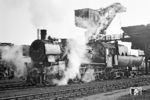 038 499-0 (38 2499) war mit Baujahr 1919 einer der dienstältesten P 8 der DB. Seit September 1967 war sie beim Bw Heilbronn stationiert, wo sie auch am 25.06.1971 ausgemustert wurde. (27.09.1970) <i>Foto: Wolfgang Bügel</i>