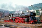 Nach einer L0-Bedarfsausbesserung im Raw Meiningen präsentiert sich die Ostbahnhofer 01 1514 im Bw Meiningen. So ganz zufrieden scheint der Betriebsdienst mit den Arbeiten der Meininger nicht gewesen zu sein, denn vier Wochen später weilte die Lok erneut zu einer Bedarfsausbesserung hier. (29.08.1970) <i>Foto: Robin Fell</i>