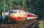 103 137 trifft aus dem Mainzer Tunnel kommend mit EC 114 "Blauer Enzian" (Klagenfurt - Salzburg - München - Stuttgart - Köln - Düsseldorf - Münster) in Mainz Hbf ein. (05.08.1998) <i>Foto: Thomas Konz</i>