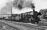 44 1192 (Bw Wuppertal-Vohwinkel) verlässt den Vohwinkler Rangierbahnhof mit einem Güterzug in Richtung Hagen. (1960) <i>Foto: Robin Fell</i>