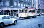 Kurz vor Einstellung der letzten beiden Linien der Koblenzer Straßenbahn am 19. Juli 1967 ist Tw 35 (Baujahr 1905) auf der Linie 2 nach Oberwerth in der Koblenzer Altstadt unterwegs. (08.05.1967) <i>Foto: Dieter Junker</i>