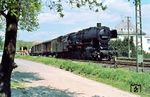 050 042 drückt den Ng 16120 über den Bü der Bundesstraße 54 zurück in den Bahnhof Hahnstätten. (13.05.1973) <i>Foto: Dieter Junker</i>