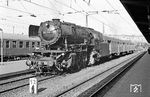 023 038 (Bw Crailsheim) ist mit P 1964 aus Schwäbisch Hall-Hessental in Heilbronn Hbf eingetroffen. (27.09.1970) <i>Foto: Wolfgang Bügel</i>