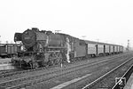 Vor der Heimfahrt nach Wuppertal traf in Rheine noch 023 078 vom Bw Emden mit P 2251 (Münster/Westf - Emden) ein. (17.10.1970) <i>Foto: Wolfgang Bügel</i>