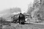 Die Osnabrücker 01 1054 mit dem D 395 auf dem Weg nach Hamburg-Altona bei Vehrte. (31.03.1968) <i>Foto: Robin Fell</i>