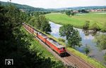 232 668 mit einer unbekannten Schwesterlok vor einem Kohlezug aus Tschechien an der Naab bei Nabburg. (10.06.2008) <i>Foto: Joachim Schmidt</i>