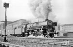 Los geht's für die Osnabrücker 01 1085 vor dem D 97 nach Hamburg-Altona in Münster (Westf) Hbf. (15.03.1964) <i>Foto: Bernd Kappel</i>