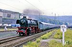 Häufiger Gast in Wuppertal war 41 360 der Dampflok-Tradition Oberhausen, die hier mit Sonderzug D 25020 durch Wuppertal-Steinbeck fährt. (10.06.1990) <i>Foto: Wolfgang Bügel</i>