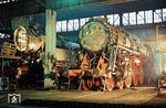Nach neunjähriger Abstellzeit war 01 519 im Dezember 1990 im Raw Meiningen auf der Zielgeraden zur Wiederinbetriebnahme. Drei Wochen später unternahm sie erste Fahrten im Raw-Bereich, am 10. Januar 1991 erfolgte die Abnahme.  (17.12.1990) <i>Foto: Joachim Schmidt</i>