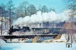 Durch das winterliche Preßnitztal dampft 99 1561 mit P 14287 nach Jöhstadt bei Streckewalde. (24.02.1983) <i>Foto: Thomas Fischer</i>